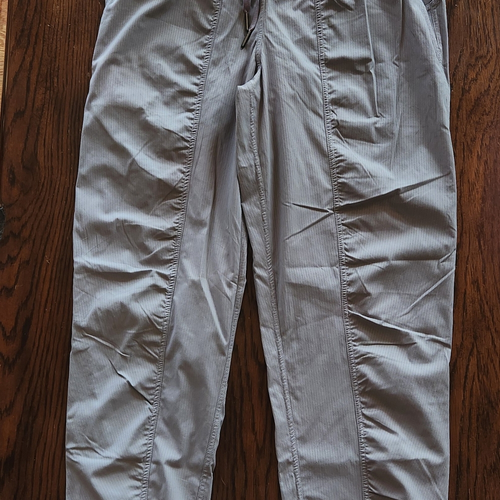 Lululemon Athletica Dance studio Joggers